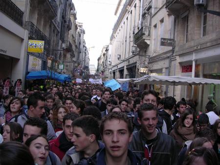 v'la le monde